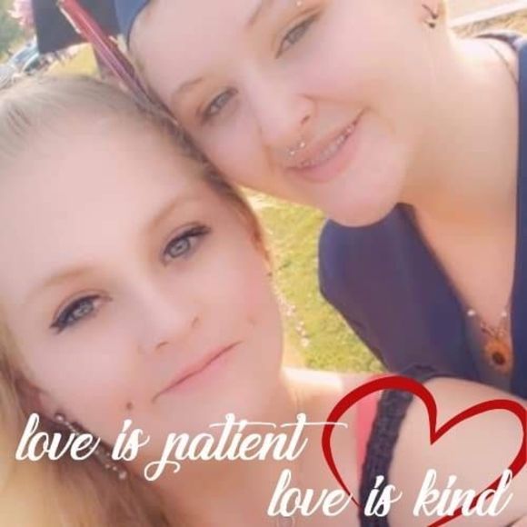 Meet your Posher, Erica - Picture 1 of 1